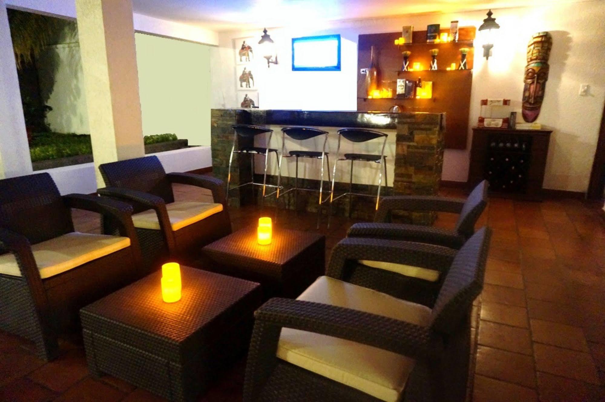 Urban Hotel Boutique Menga Bagian luar foto