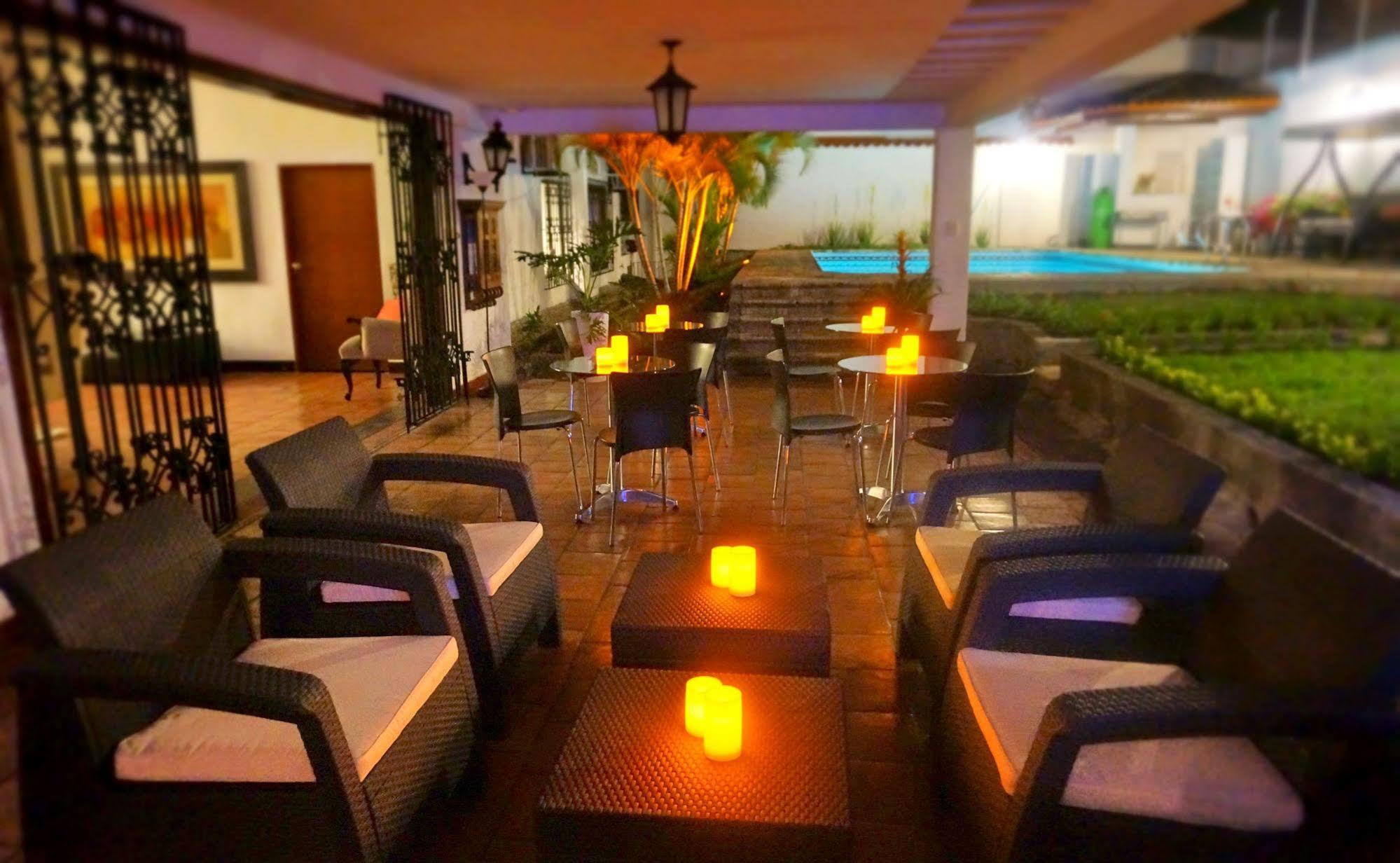 Urban Hotel Boutique Menga Bagian luar foto